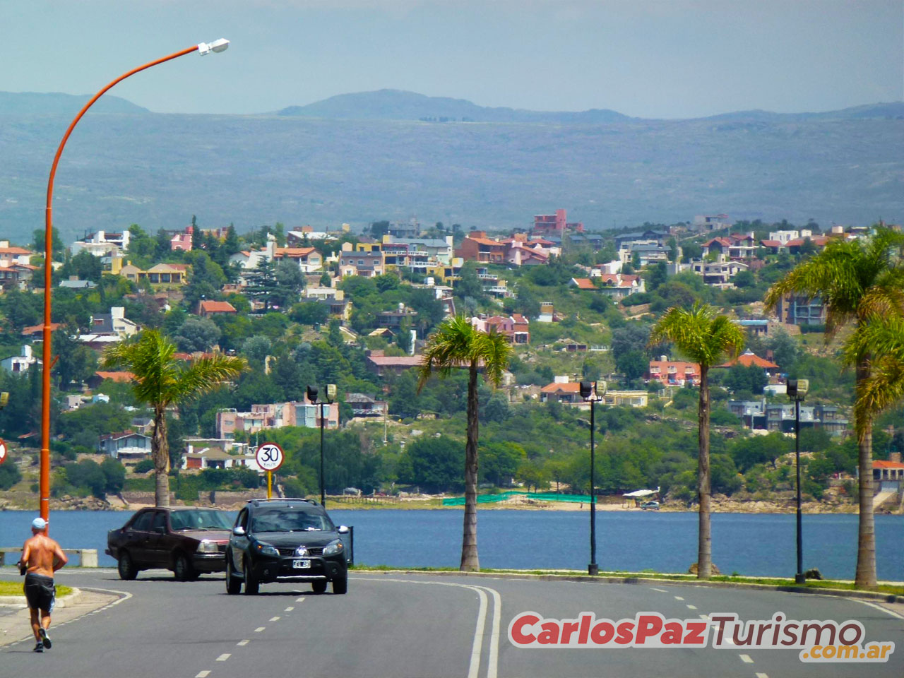 La Ciudad de Carlos Paz - Imagen: Carlospazturismo.com.ar