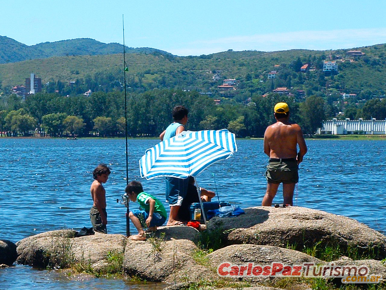 Pesca Deportiva en Carlos Paz - Imagen: Carlospazturismo.com.ar